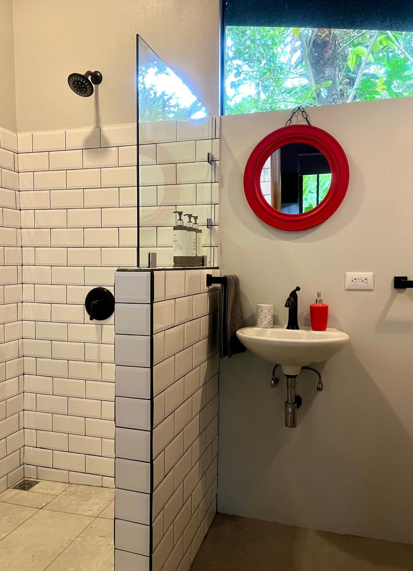 Industrial Studio With Private Jacuzzi Uvita Eksteriør billede